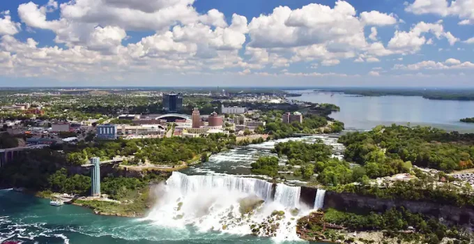 Niagara Falls: Mengungkap Keindahan Pariwisata Tersembunyi