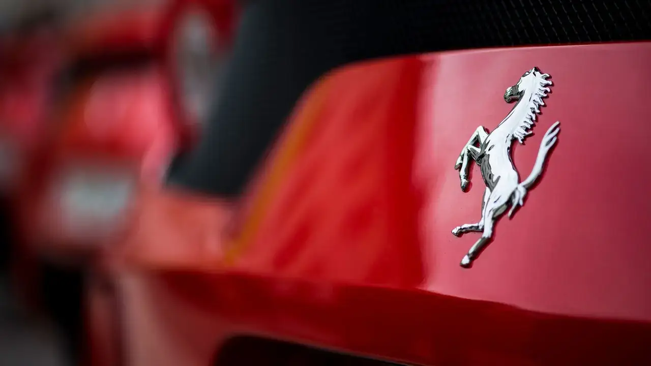 Driving Experience and Handling of the Ferrari F250 