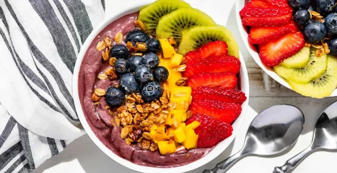 Acai Awakening: Experience the Vibrant Energy and Superfood Powers of Brazil’s Treasured Berry