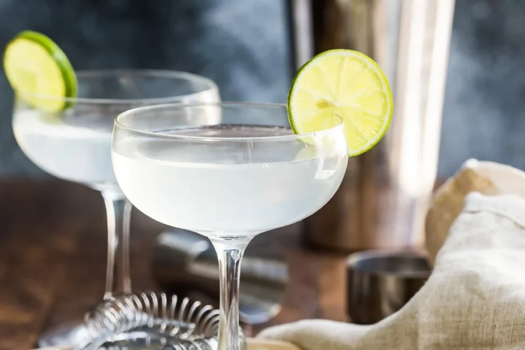 Ingredients and Variations of the Gimlet