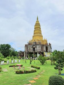 Mengenal Maha Sarakham temple