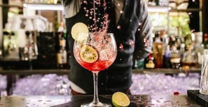 Cocktail Terbaik: Racikan Minuman yang Menyegarkan dan Menggugah Selera