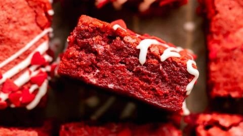 red-velvet-brownies-camilan-manis-berbalut