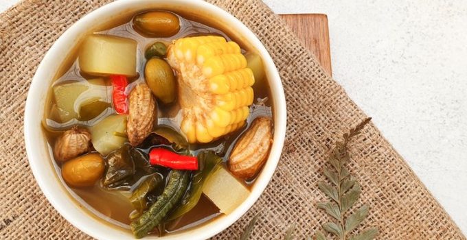 Sayur Gangan Asam: Kelezatan yang Menyegarkan dari Tanah Minangkabau