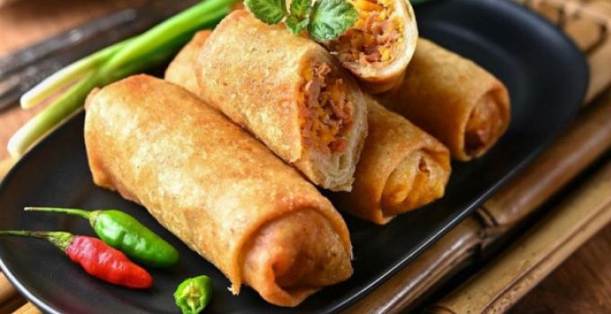 Lumpia Semarang: Hidangan Legendaris dengan Rasa yang Tak Terlupakan