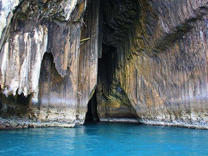 Gua Sarang Sabang