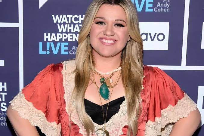 Kelly Clarkson dan Evolusi Musik yang Dewasa